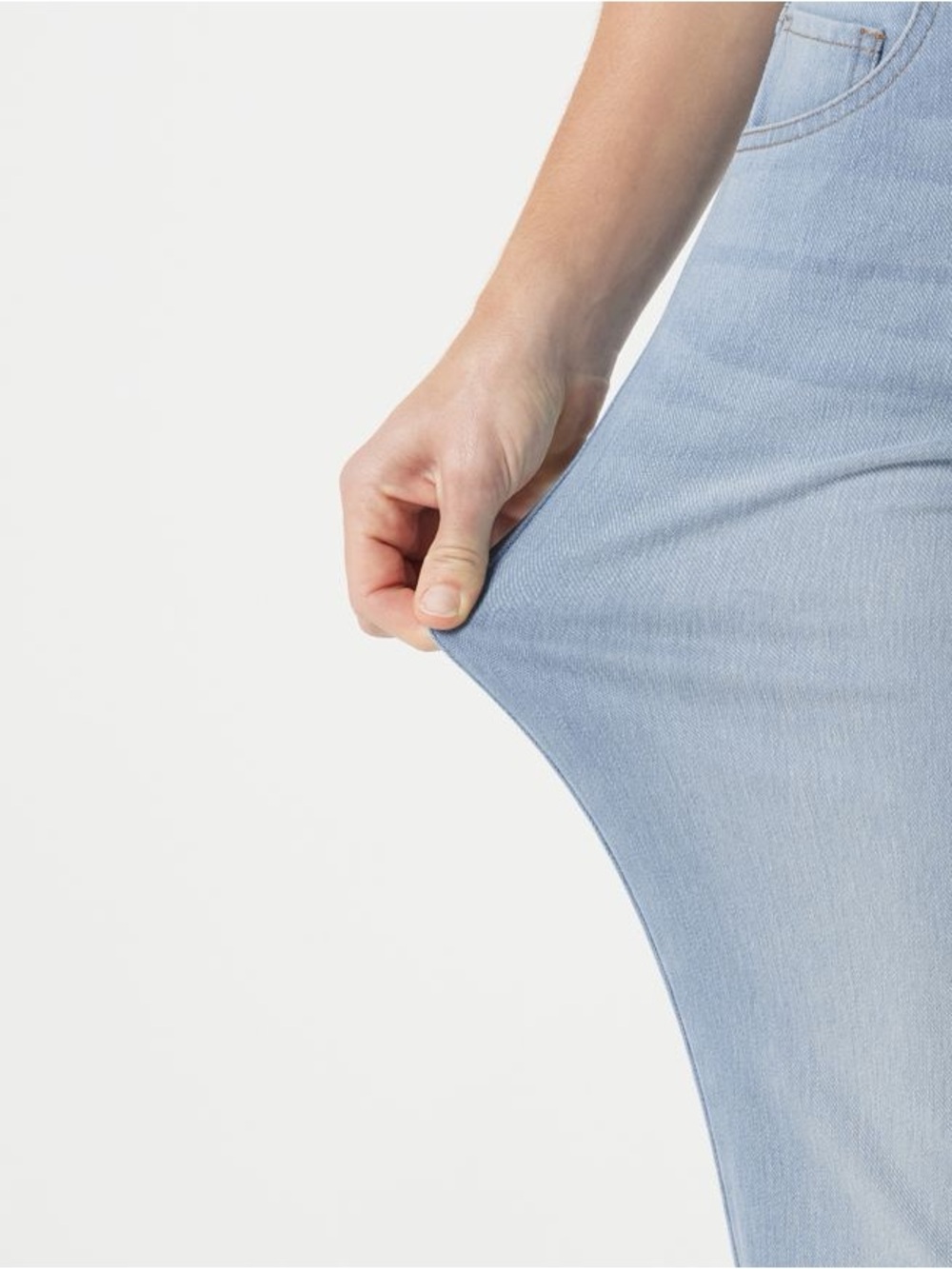 HALARA Light Blue Straight-Leg Women’s Jeans - Picture 8 of 9